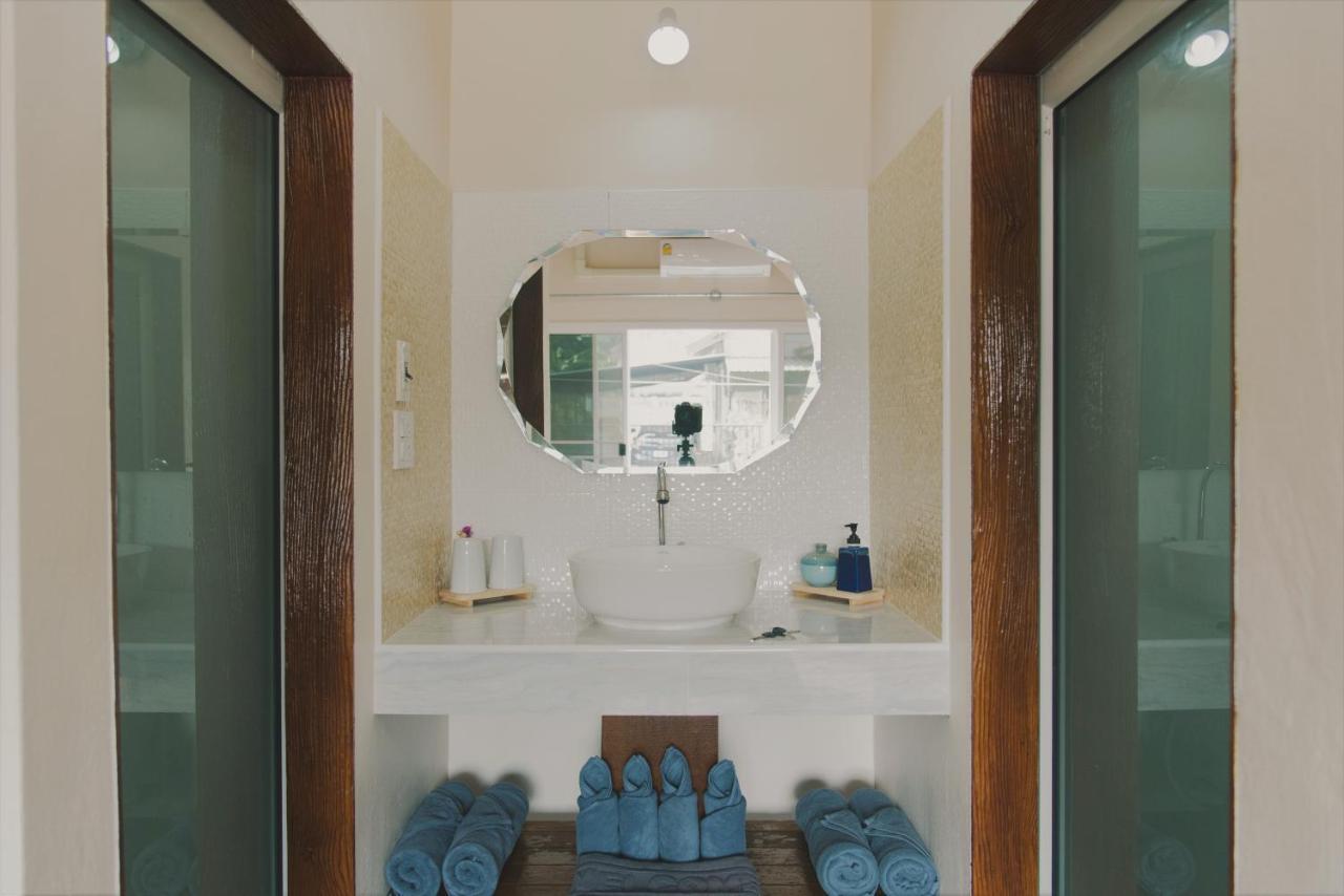 Boutique Family Room Phitsanulok Exteriör bild